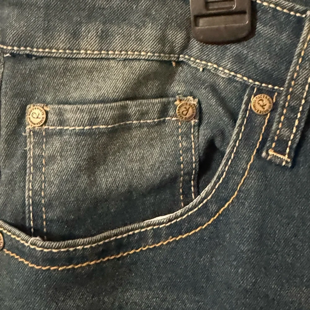 NWT Men Y2K era premium vintage-inspired jeans: Rags & Rivets collection. - Picture 7 of 14